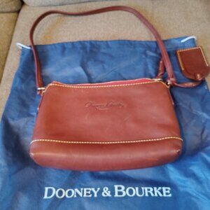 Dooney & Bourke Brand | Florentine Style | Leather Shoulder Bag Chestnut